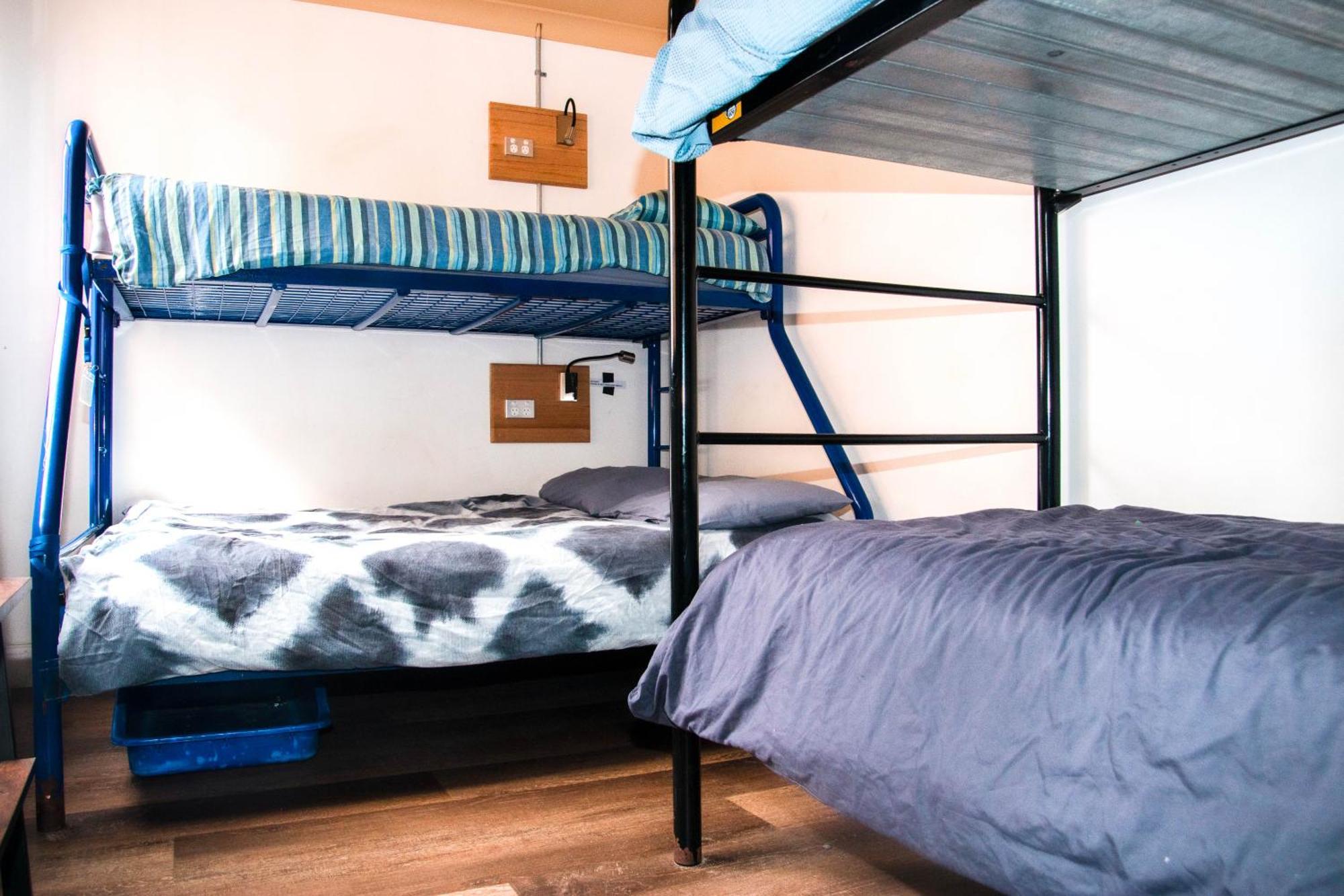 Mad Monkey Hostel Coogee Beach Randwick Dış mekan fotoğraf