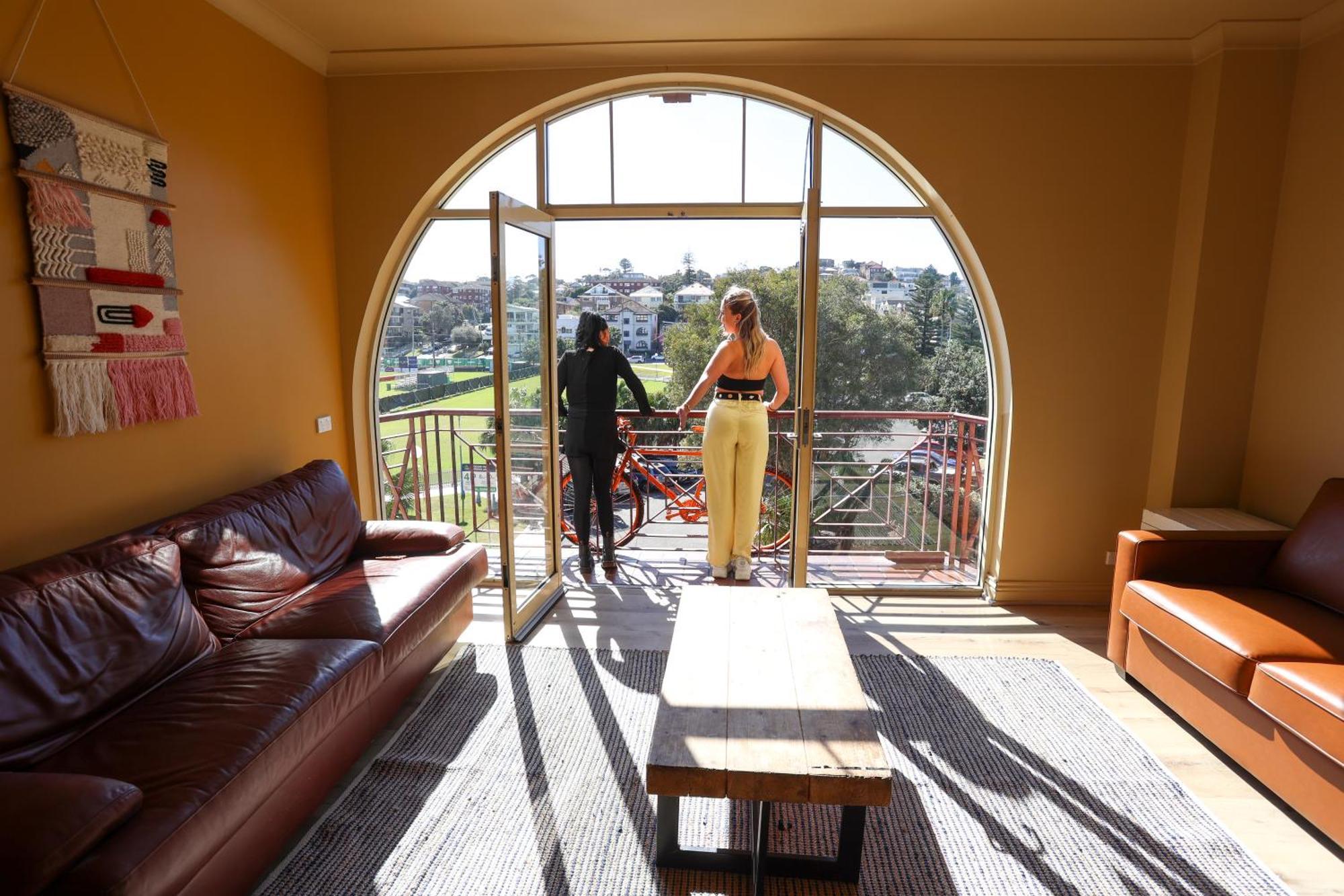 Mad Monkey Hostel Coogee Beach Randwick Dış mekan fotoğraf
