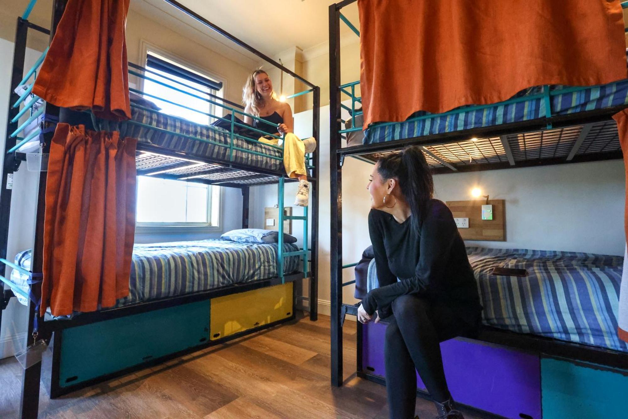 Mad Monkey Hostel Coogee Beach Randwick Dış mekan fotoğraf