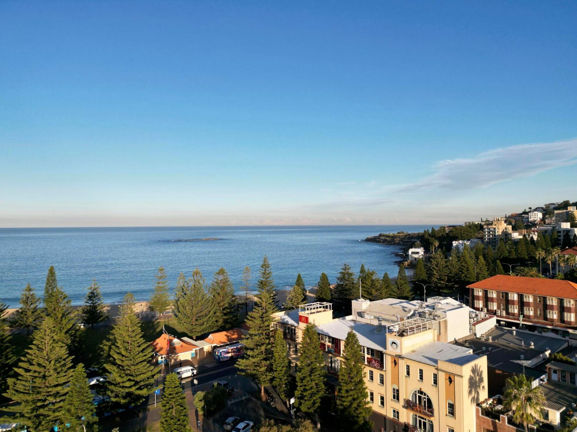 Mad Monkey Hostel Coogee Beach Randwick Dış mekan fotoğraf